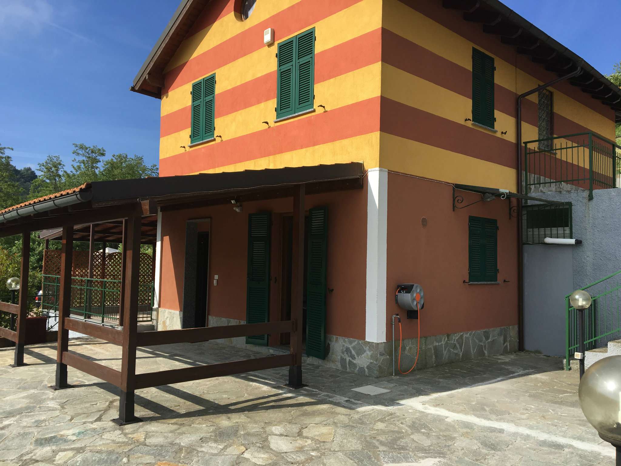 Villa Unifamiliare - Indipendente CASELLA vendita    AB Store Immobiliare Srl