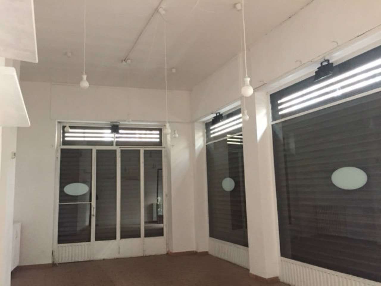 Negozio - Loc.Com. TORINO affitto  PARELLA BORGOSESIA Domus immobiliare Sas