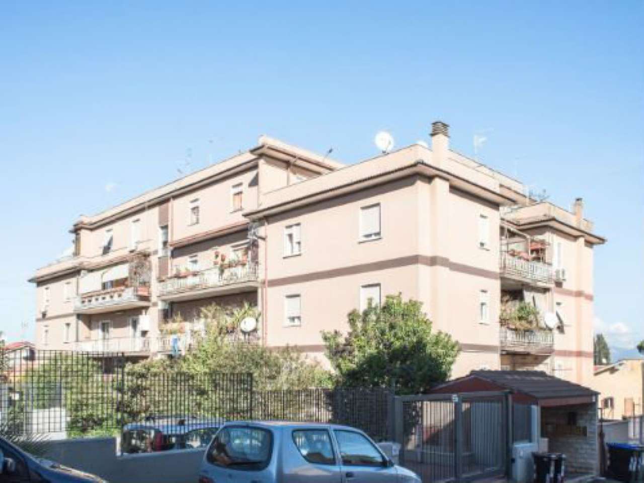 Appartamento ROMA vendita  PRENESTINO - CENTOCELLE  ispica LUXURY HOME servizi immobiliari