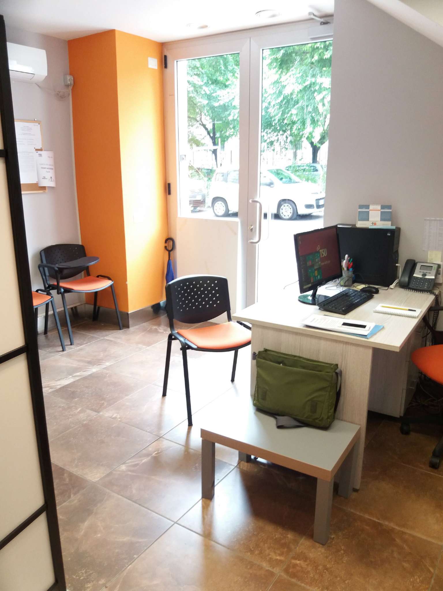 Negozio - Loc.Com. ROMA affitto  ESQUILINO  dell'università LUXURY HOME servizi immobiliari