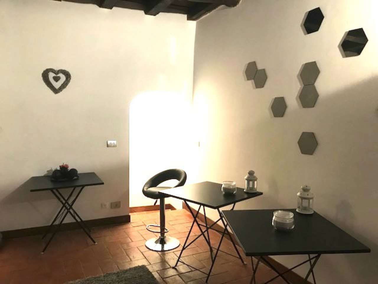 Villa Unifamiliare - Indipendente ROMA vendita  Centro storico Via dei Cappellari Compagnia Immobiliare Tevere