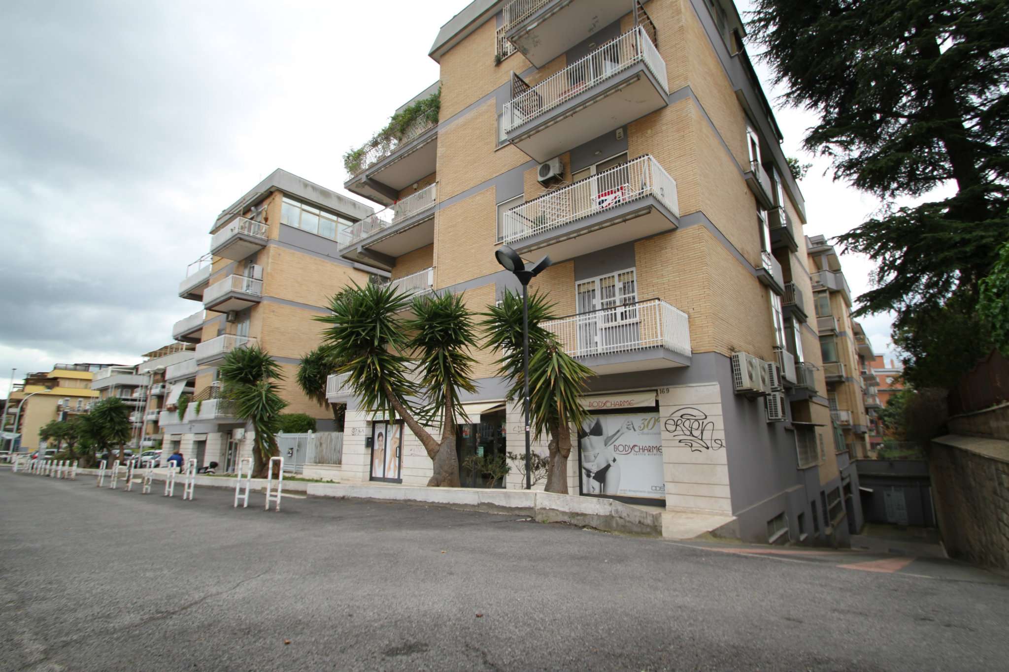  roma affitto quart: pineta sacchetti eureka-real-estate