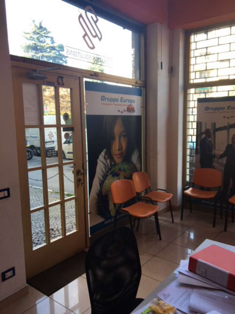 Negozio - Loc.Com. MILANO affitto  CERTOSA Michelino da Besozzo casanch'io