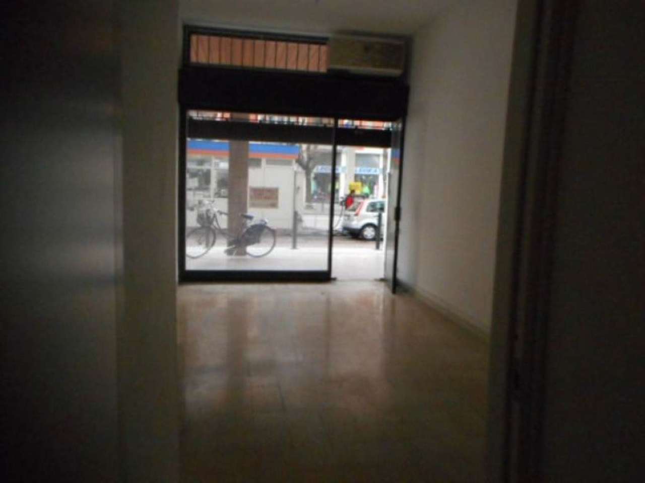 Negozio - Loc.Com. LECCO affitto   TURATI L'immobiliare