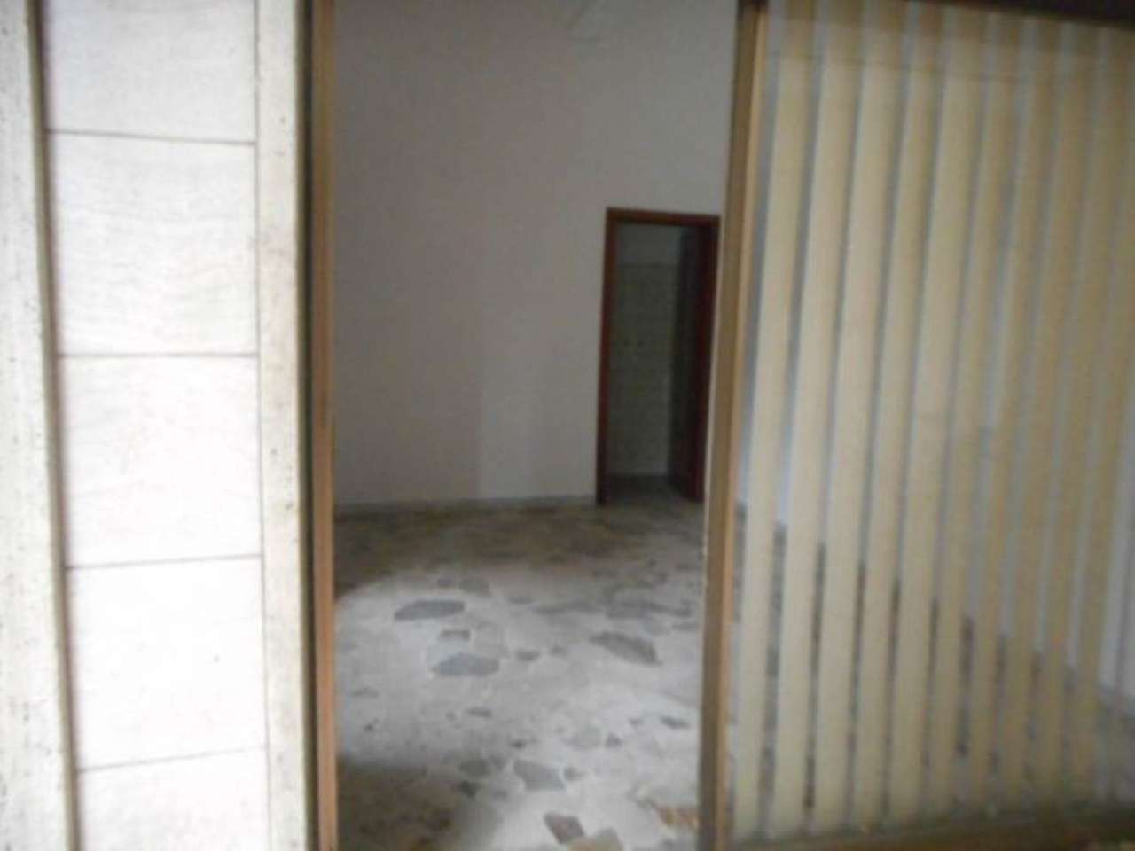 Ufficio - Loc.Com. LECCO affitto   martiri della liberazione L'immobiliare