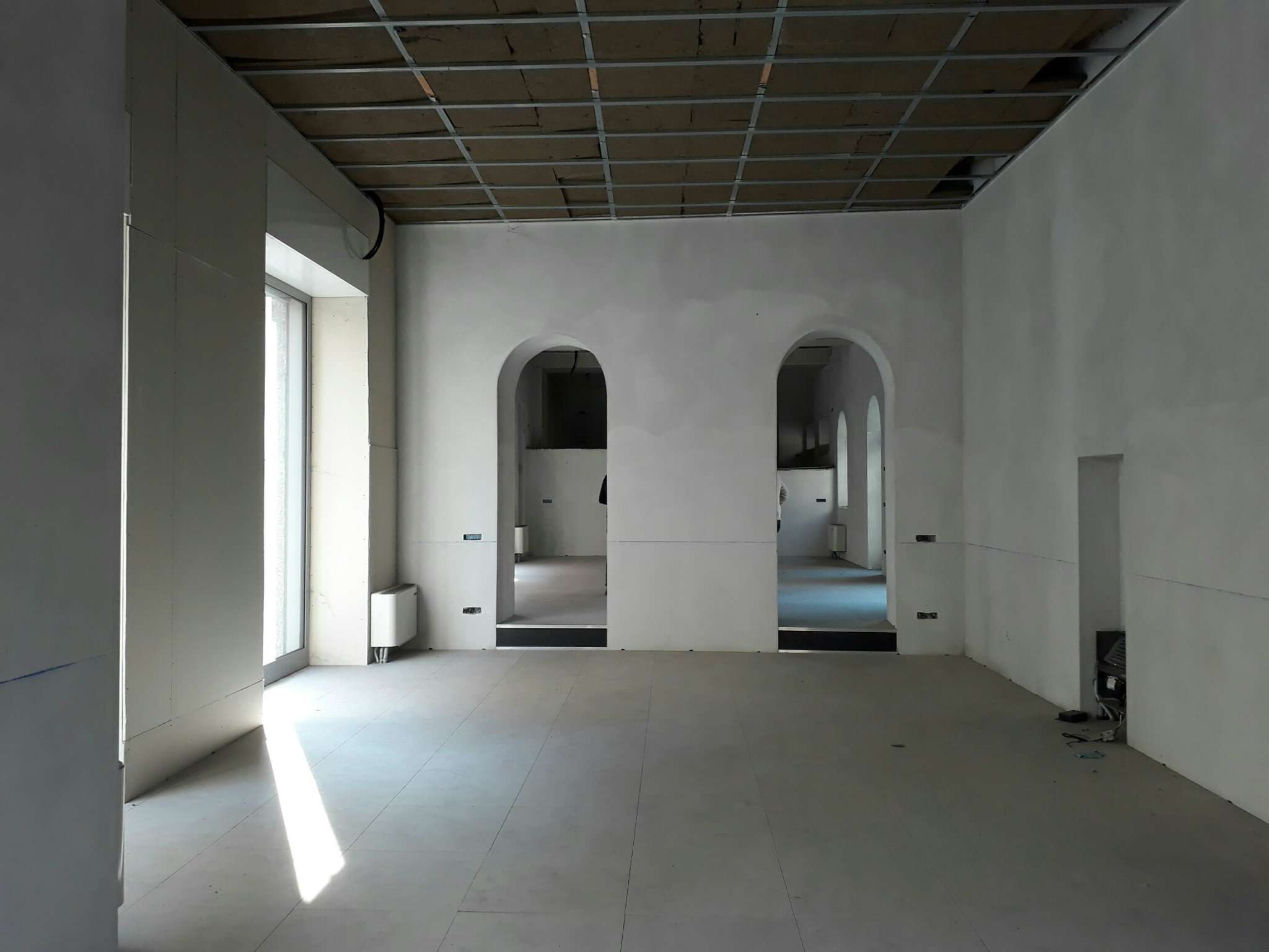 Negozio - Loc.Com. LECCO affitto   VISCONTI L'immobiliare