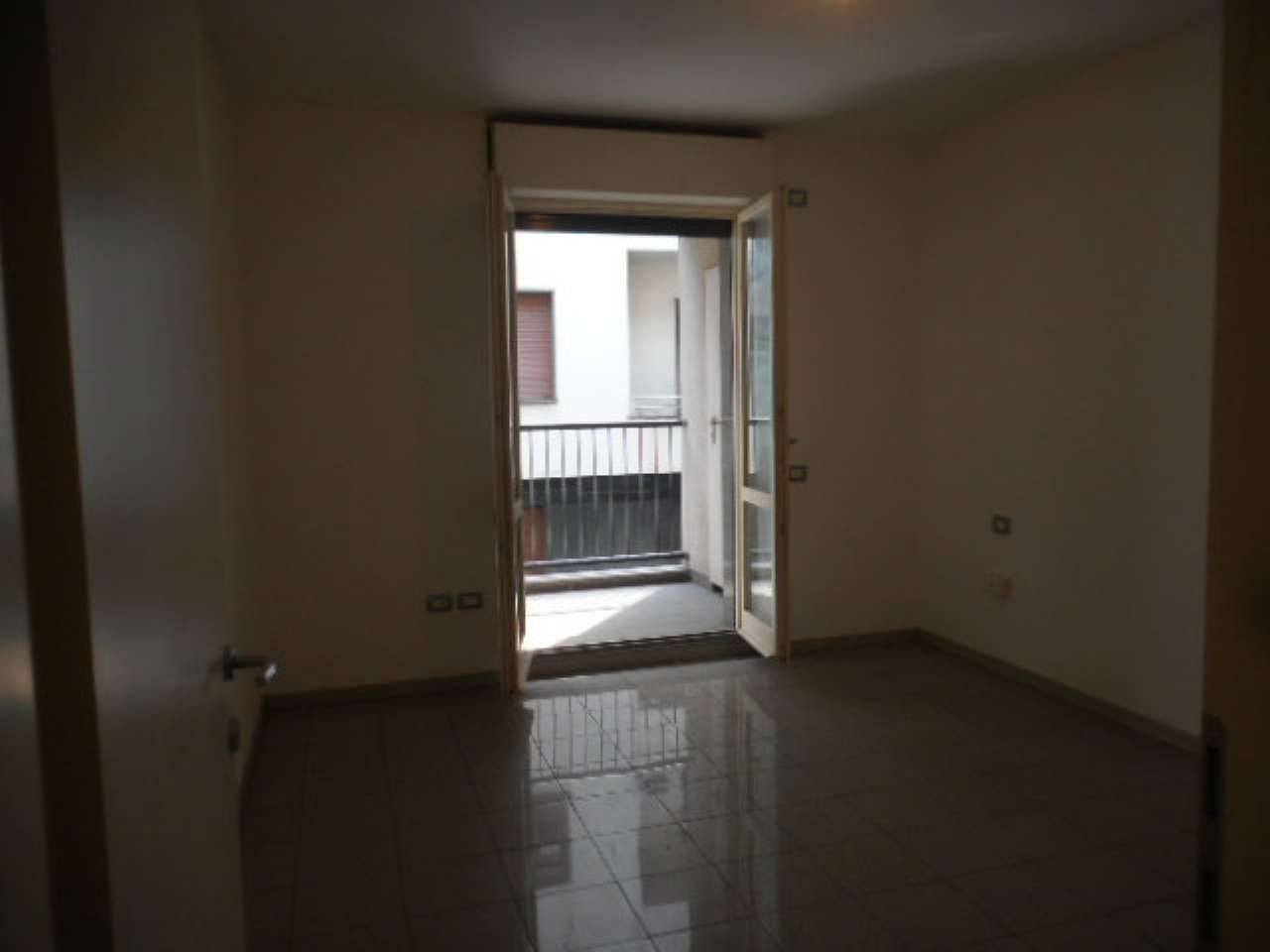 Ufficio - Loc.Com. LECCO affitto   BEZZECCA L'immobiliare