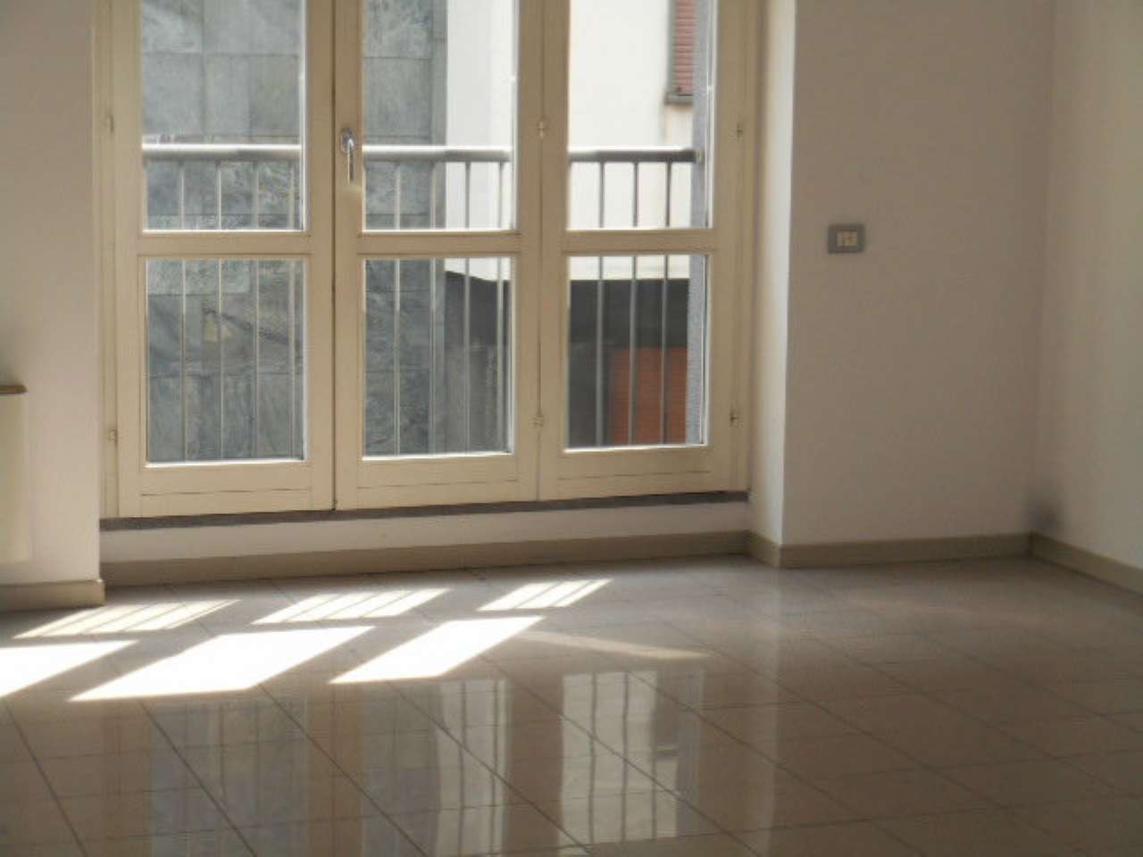 Ufficio - Loc.Com. LECCO affitto   BEZZECCA L'immobiliare