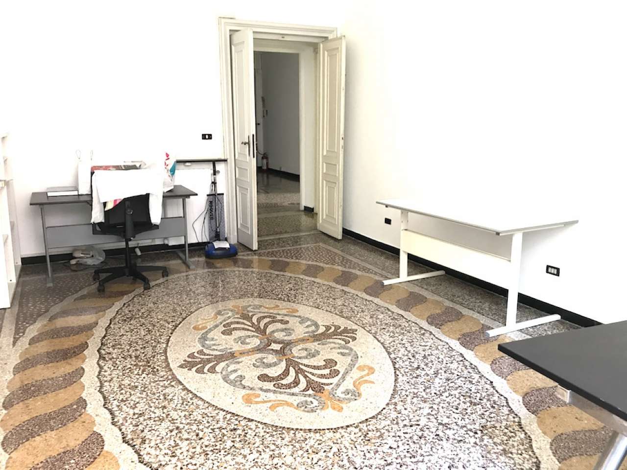 Ufficio - Loc.Com. GENOVA vendita   Roma Immobiliare Scopaz