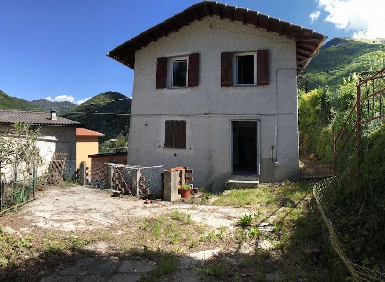 Villa Unifamiliare - Indipendente NEIRONE vendita   Via Carpeneto Immobiliare Scopaz