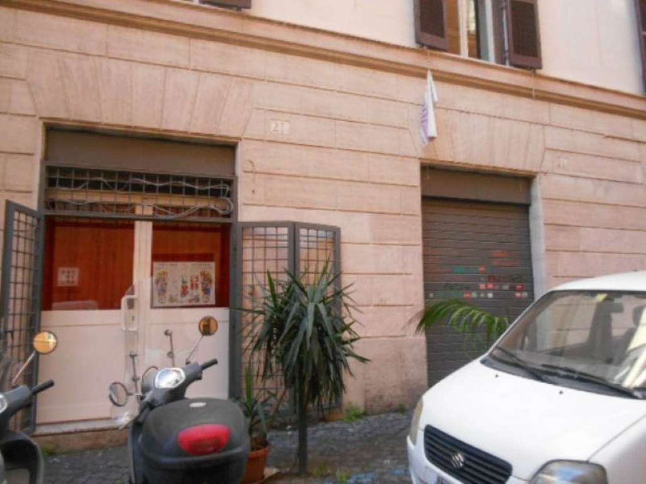 Negozio - Loc.Com. ROMA vendita  Centro storico Di San Martino Ai Monti Casenetwork