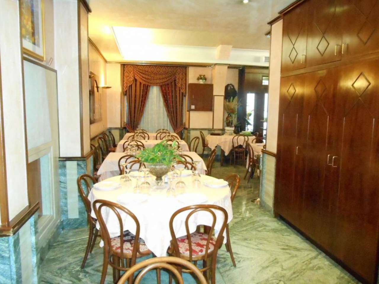 Negozio - Loc.Com. ROMA vendita  NOMENTANO  viale XXI Aprile Casenetwork