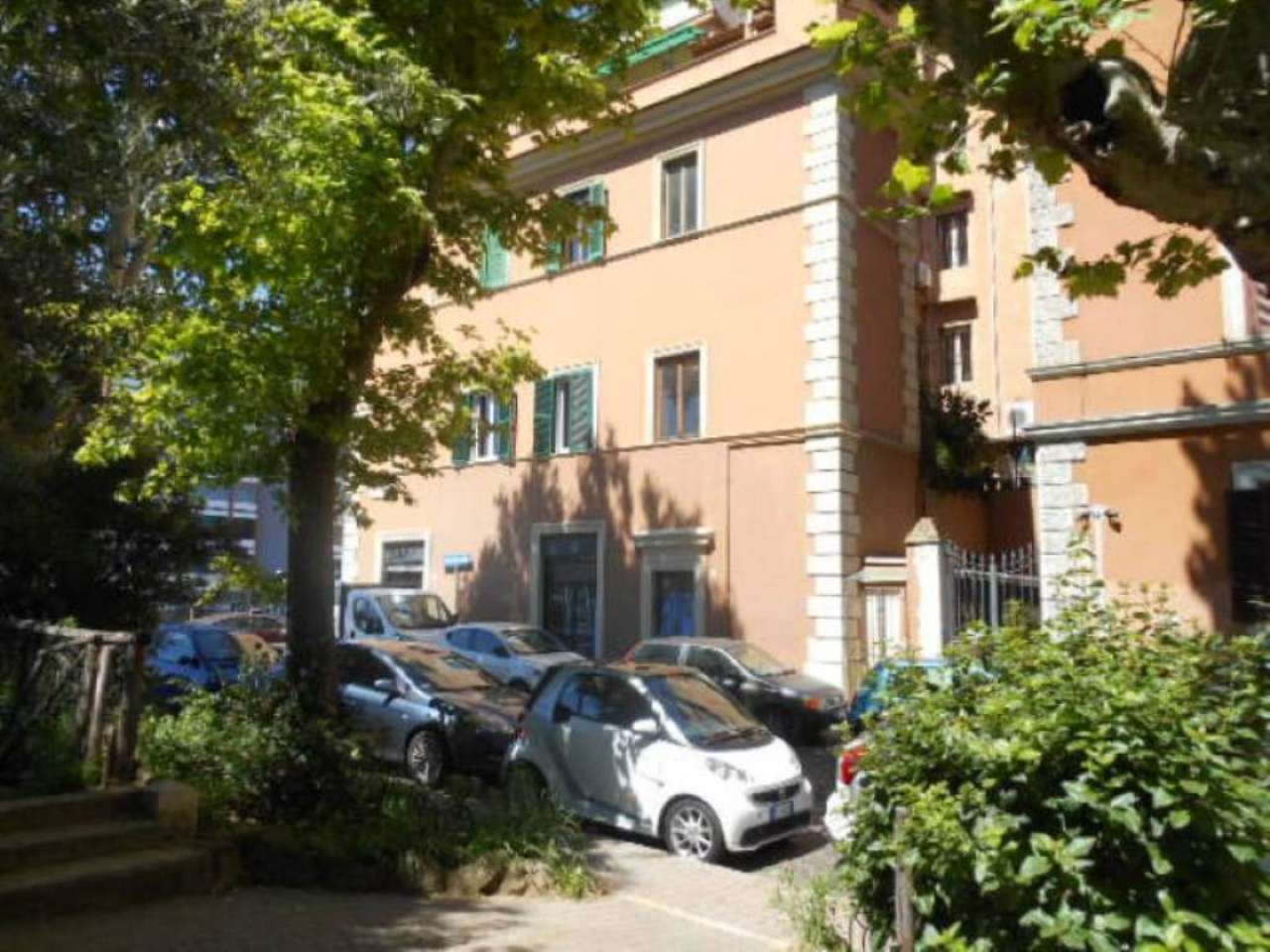 Negozio - Loc.Com. ROMA vendita  PIGNETO Sondrio Casenetwork