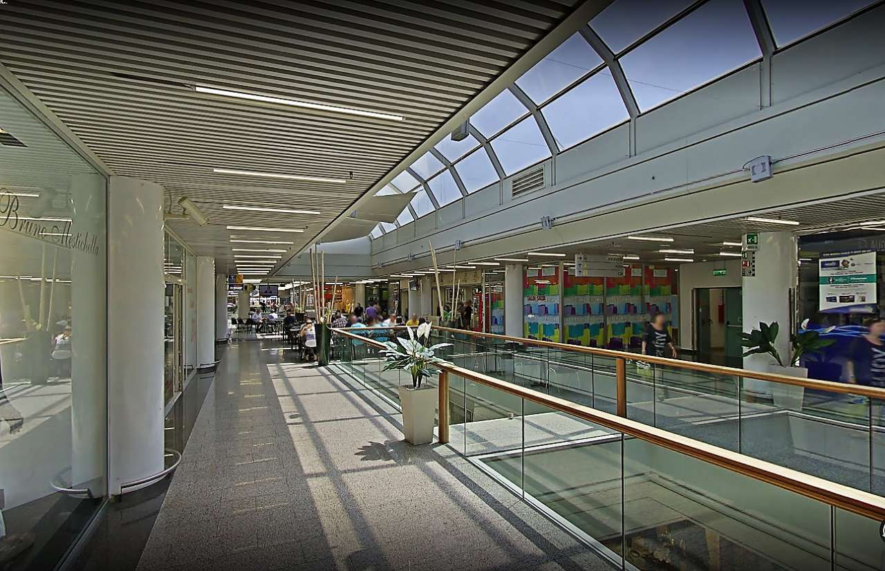 Negozio - Loc.Com. ROMA affitto  ARDEATINO  VIA MARIO RIGAMONTI WHR SRLS