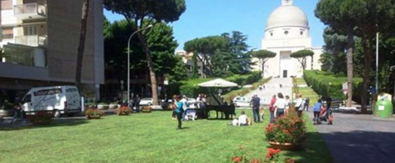 Negozio - Loc.Com. ROMA affitto  EUROPA  Europa WHR SRLS