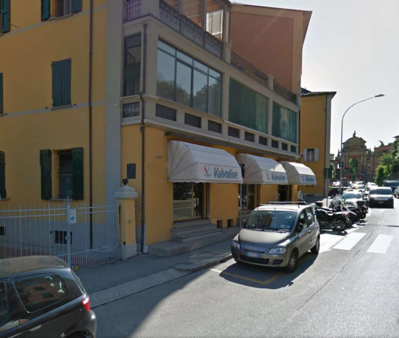 Negozio - Loc.Com. BOLOGNA vendita  SARAGOZZA  Porrettana Gabetti Saffi