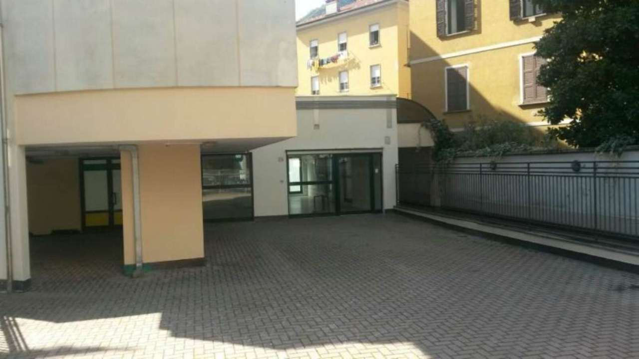 Negozio - Loc.Com. COMO affitto  BORGHI anzani Falzone servizi immobiliari