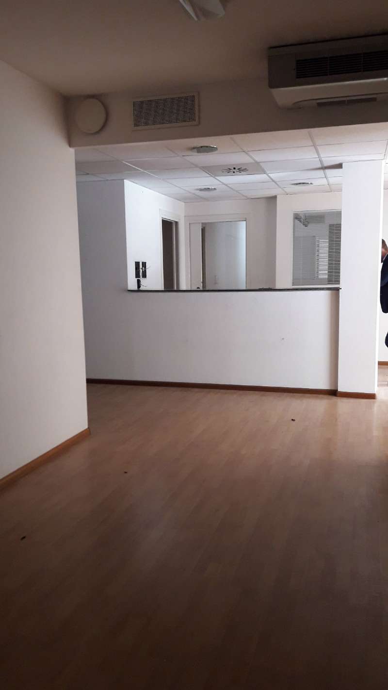  como vendita quart: centro falzone-servizi-immobiliari