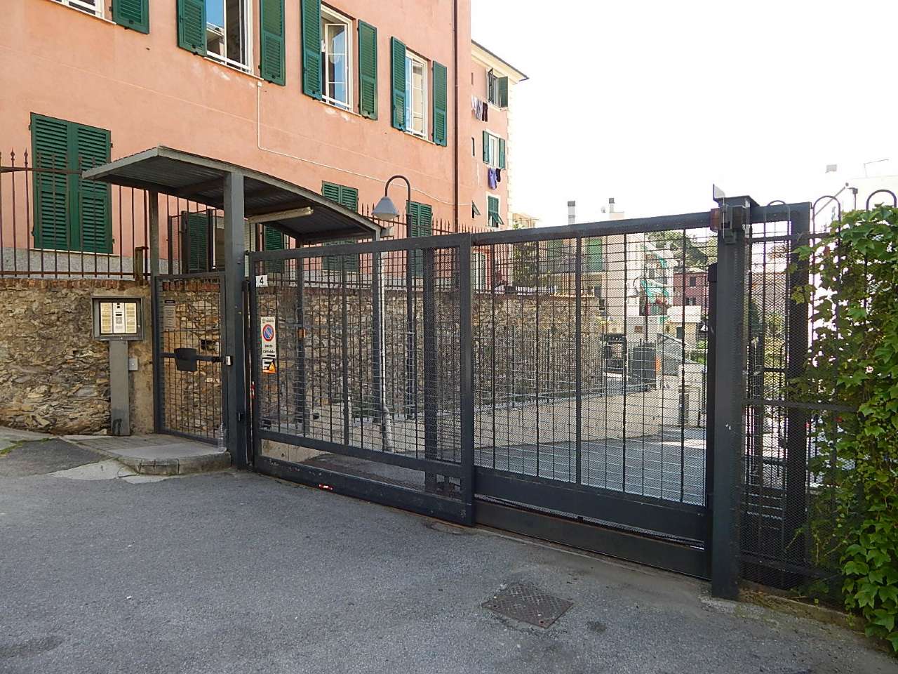 Box auto - Posto auto GENOVA vendita  QUINTO  Studio Immobiliare Massa