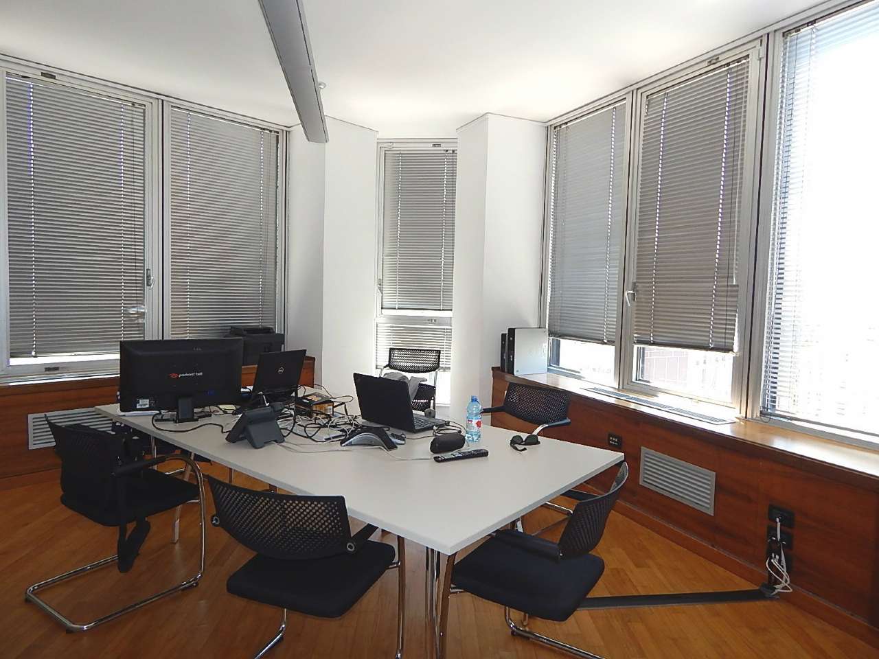 Ufficio - Loc.Com. GENOVA affitto   XII Ottobre Studio Immobiliare Massa