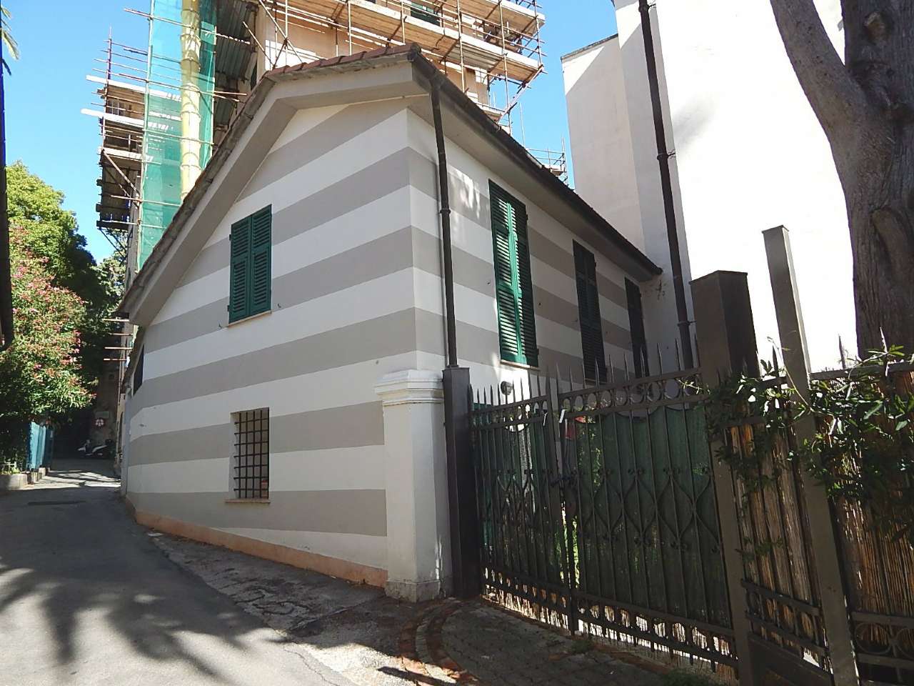 Villa Unifamiliare - Indipendente GENOVA vendita  NERVI Eros Da Ros Studio Immobiliare Massa