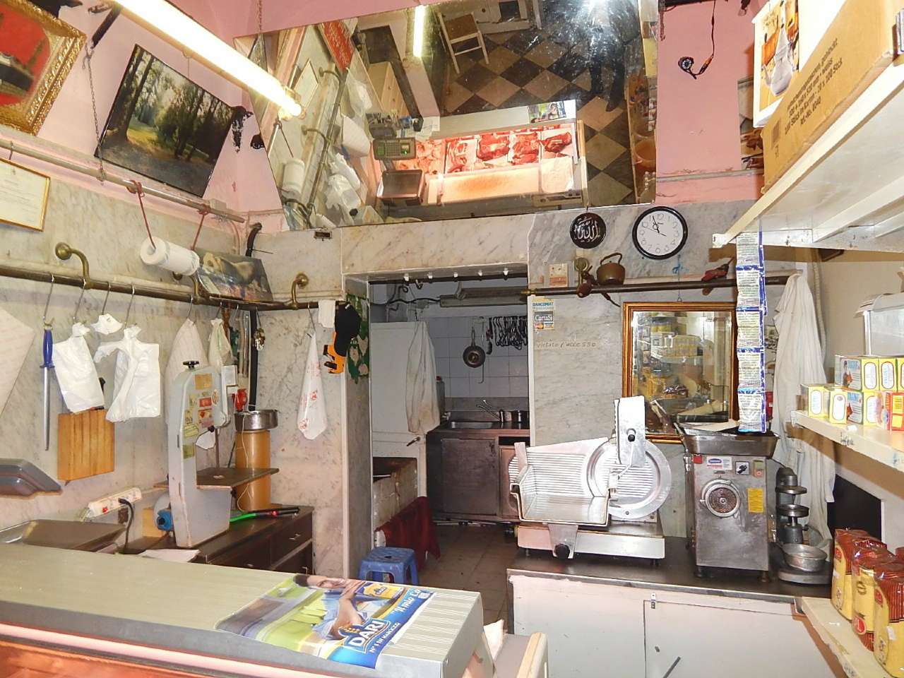 Negozio - Loc.Com. GENOVA vendita  CENTRO STORICO della Maddalena Studio Immobiliare Massa