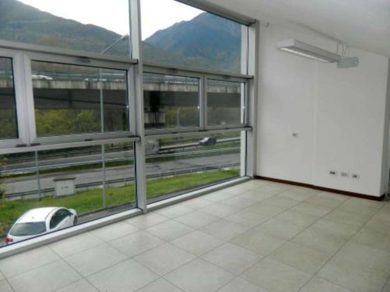  sondrio affitto quart:  stabile-servizi-immobiliari