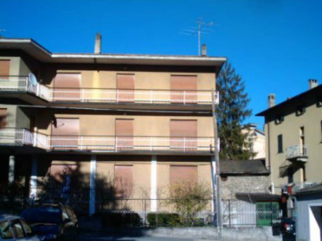 Villa Unifamiliare - Indipendente TIRANO vendita    Stabile Servizi Immobiliari