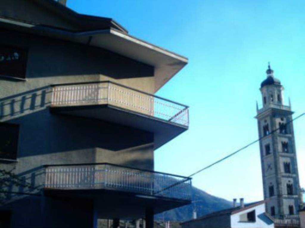 Villa Unifamiliare - Indipendente TIRANO vendita    Stabile Servizi Immobiliari