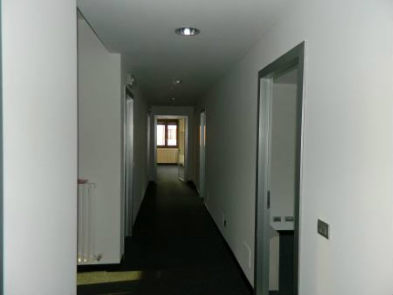 Ufficio - Loc.Com. SONDRIO affitto    Stabile Servizi Immobiliari