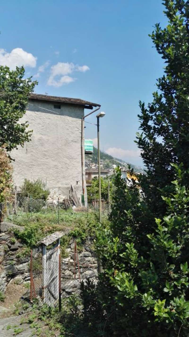 Villa Unifamiliare - Indipendente SONDRIO vendita   contrada Mossini Stabile Servizi Immobiliari