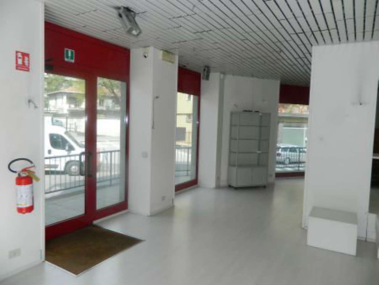 Negozio - Loc.Com. SONDRIO affitto   Gorizia Stabile Servizi Immobiliari