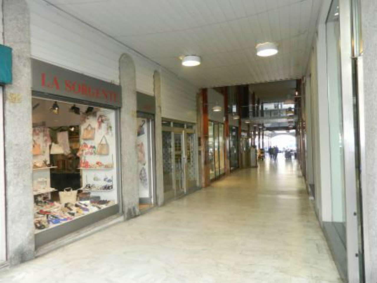 Negozio - Loc.Com. SONDRIO affitto   Campello Stabile Servizi Immobiliari