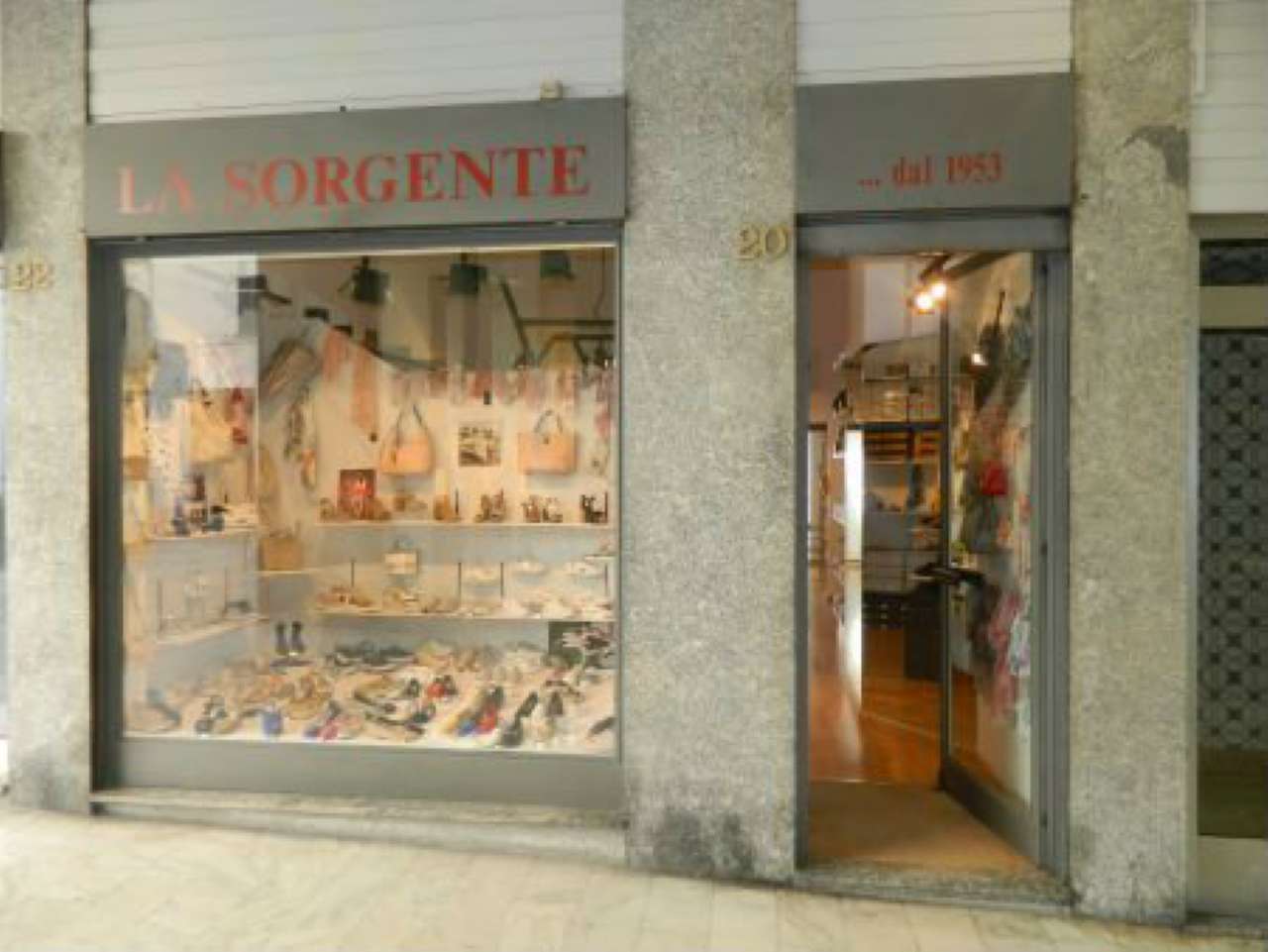 Negozio - Loc.Com. SONDRIO affitto   Campello Stabile Servizi Immobiliari