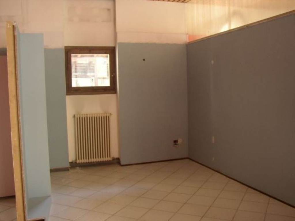 Ufficio - Loc.Com. SONDRIO affitto   colombaro Stabile Servizi Immobiliari