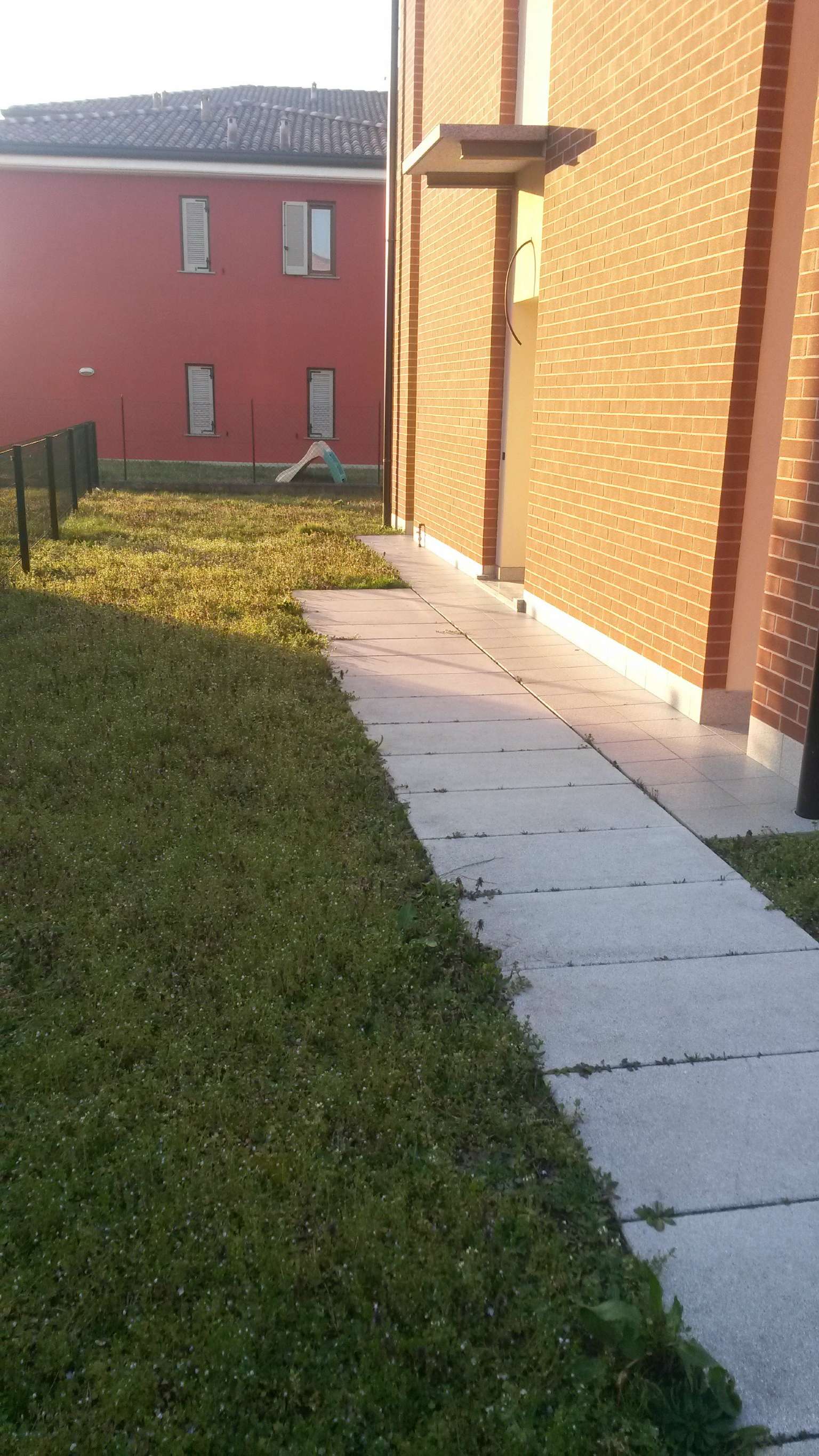 Villa Trifamiliare COSTA MASNAGA vendita    Nuova Casa