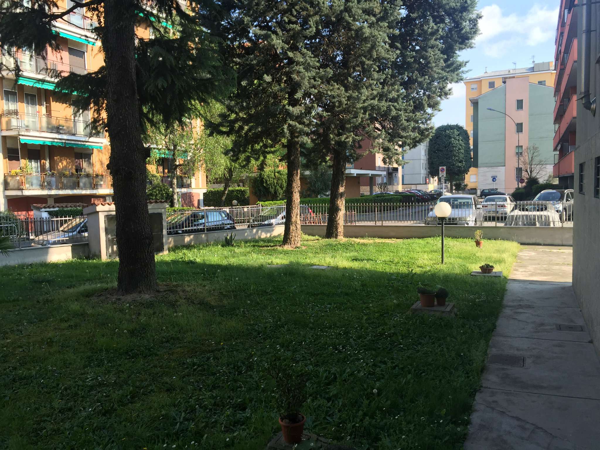 Appartamento TREZZANO SUL NAVIGLIO vendita   monti Milano Lorenteggio