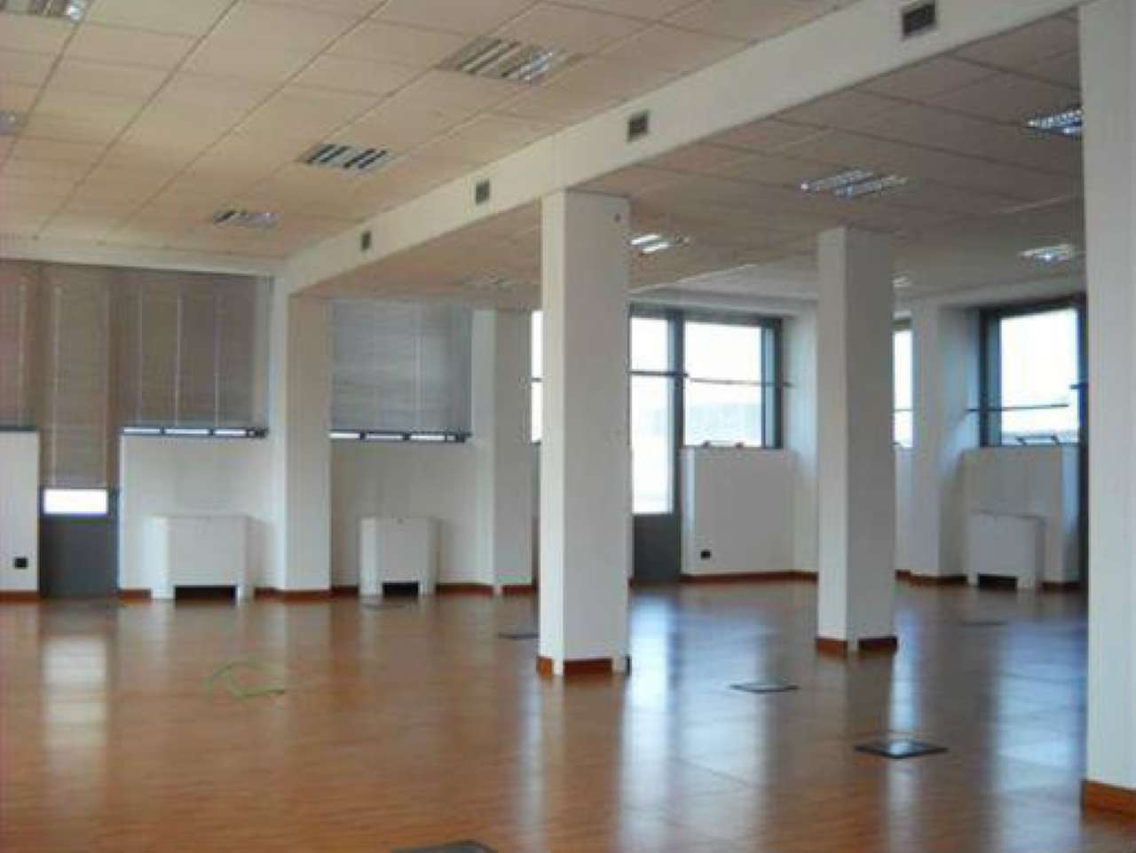 Ufficio - Loc.Com. MILANO affitto  PORTA NUOVA Francesco Restelli World Capital Real Estate