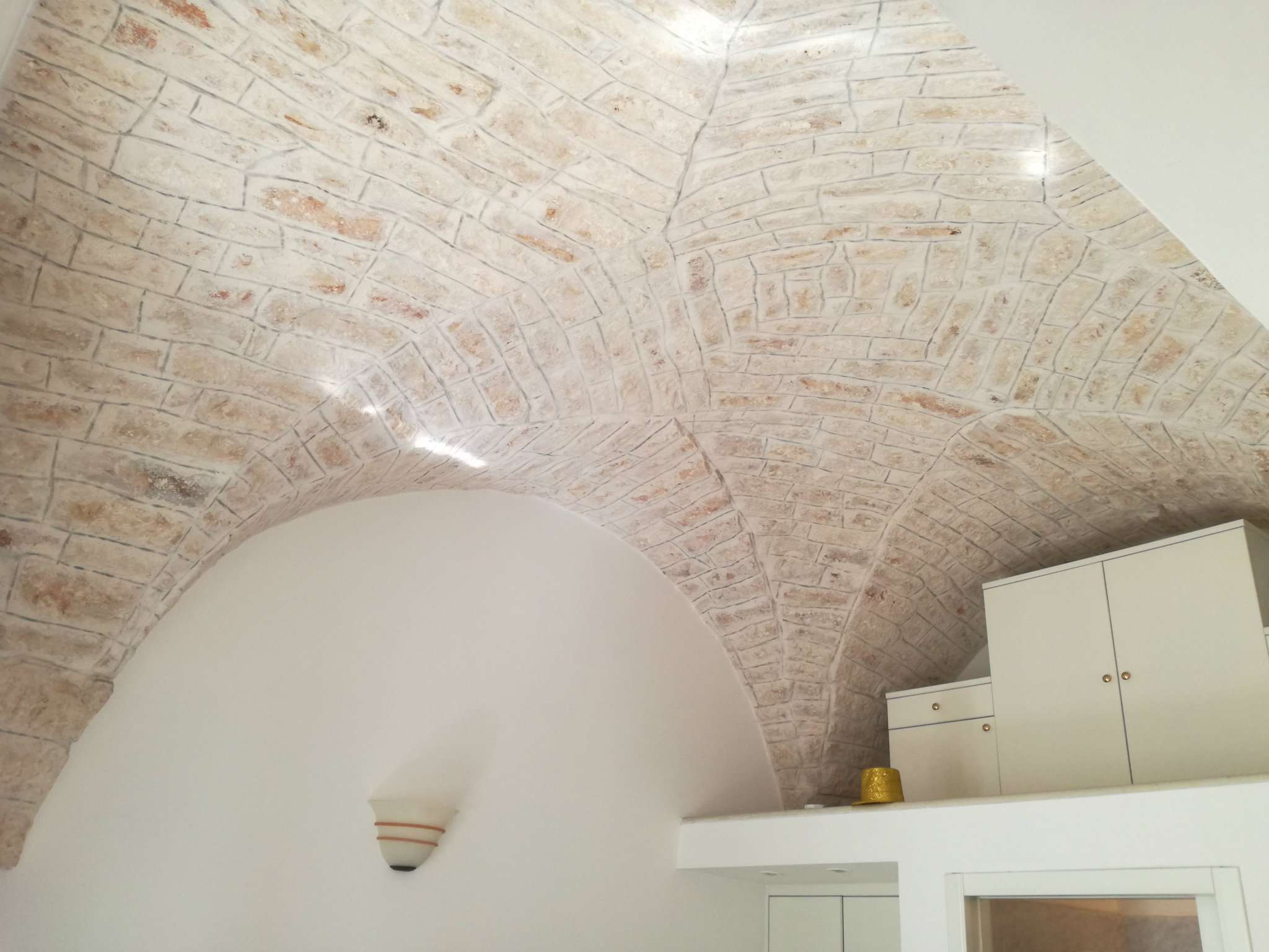 Stabile intero - Palazzo OSTUNI vendita    Immobiliare LaTorre