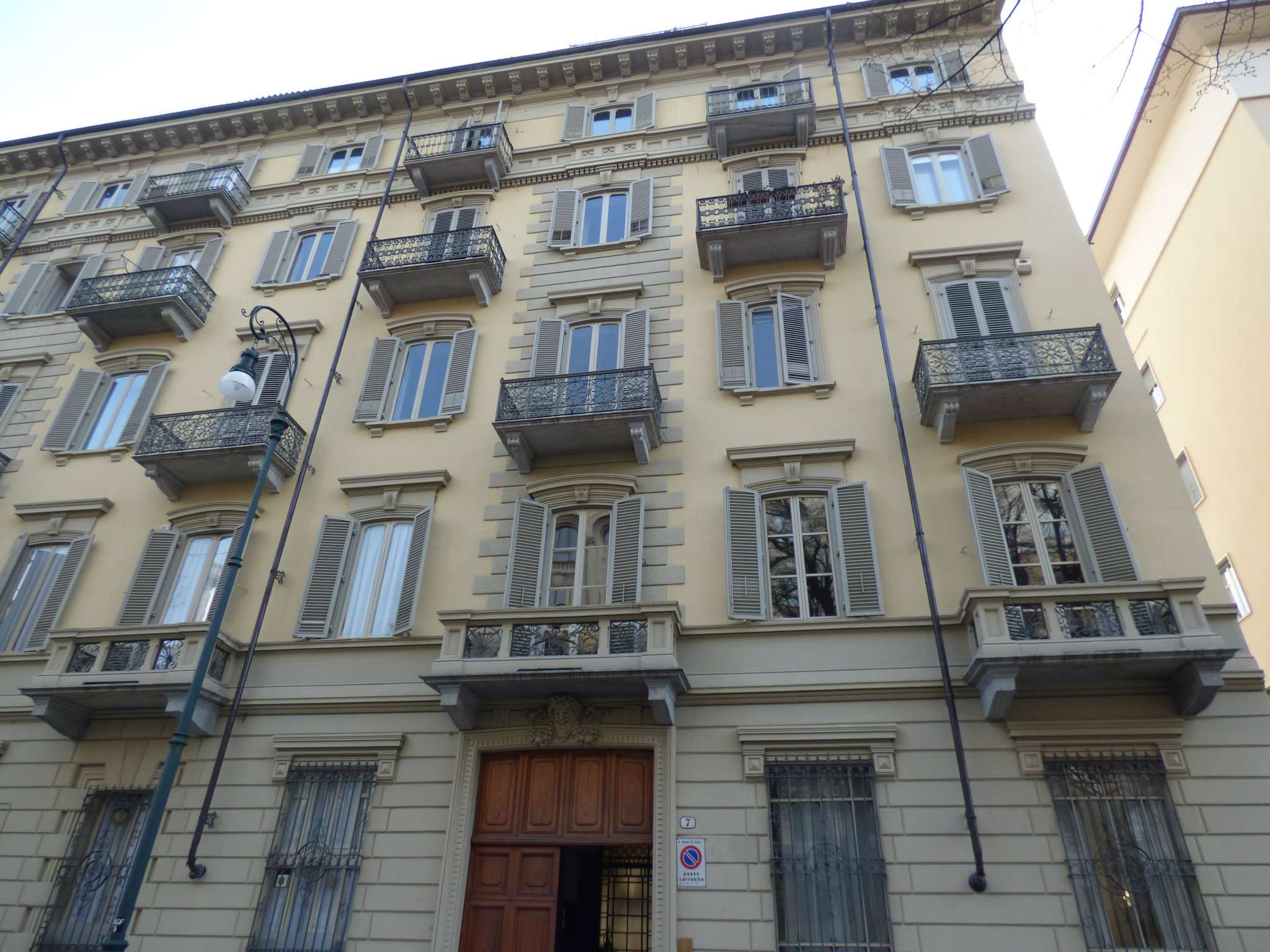  torino vendita quart: centro eurogrim-s.a.s.-di-grimaldi-luigi-e-c.