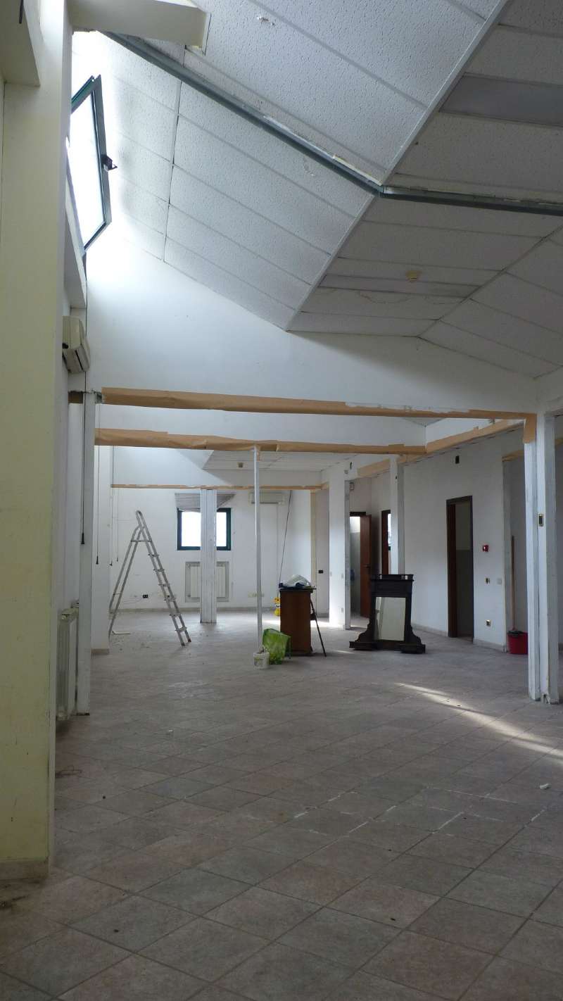 Capannoni (Tutti) ROMA vendita  TORRE MAURA (ZONA DELLA VIII MUN.)  DEI FIORRANCINI GDA IMMOBILIARE