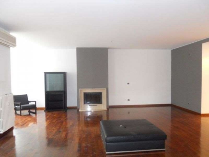 Appartamento MILANO vendita  SAN SIRO Ippodromo SPADI real estate agency