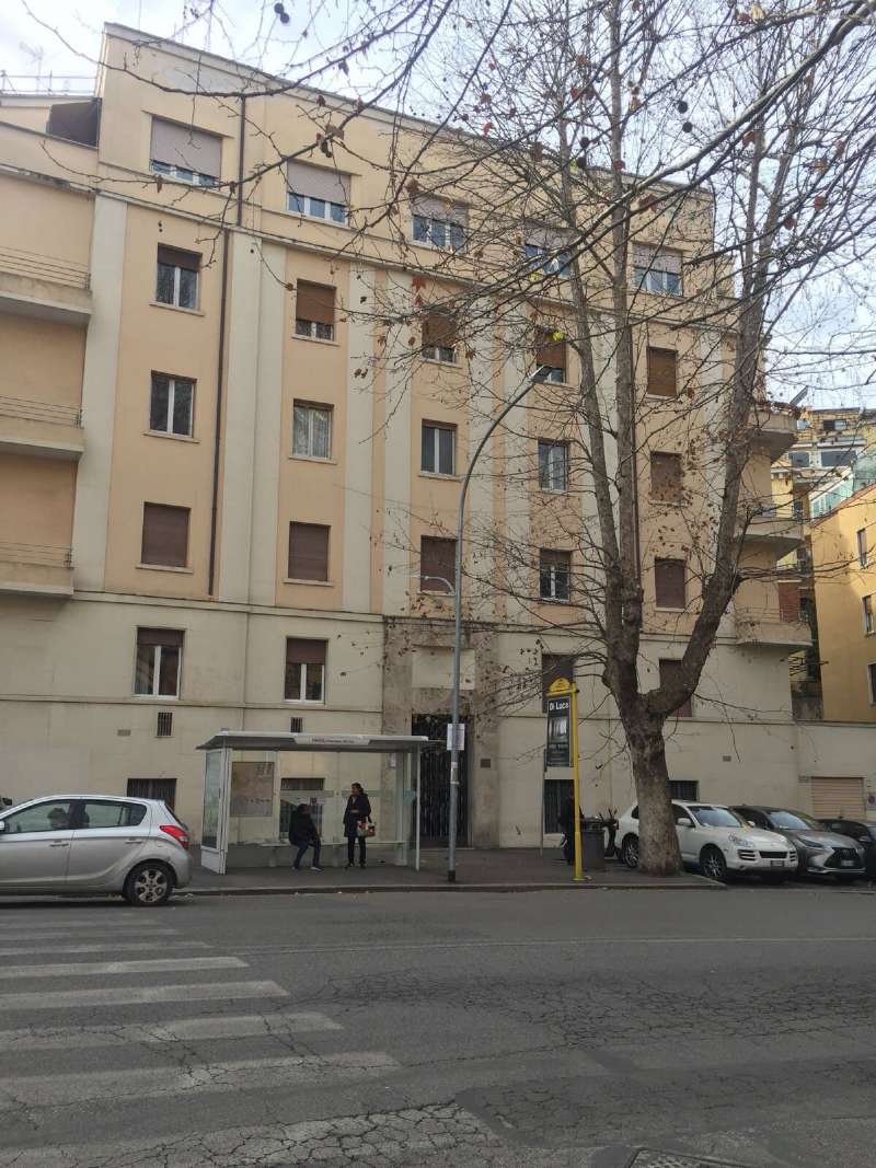  roma vendita quart: flaminio  flaminia immobiliare snc di corrado pace & c