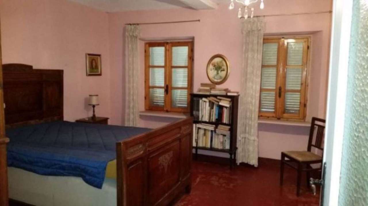 Villa Unifamiliare - Indipendente PIEA vendita   San Grato Caper Immobiliare