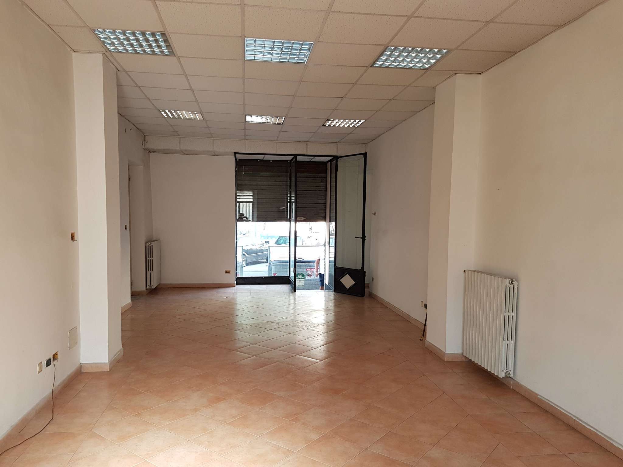 Negozio - Loc.Com. TORINO vendita  FALCHERA Giulio Cesare Caper Immobiliare