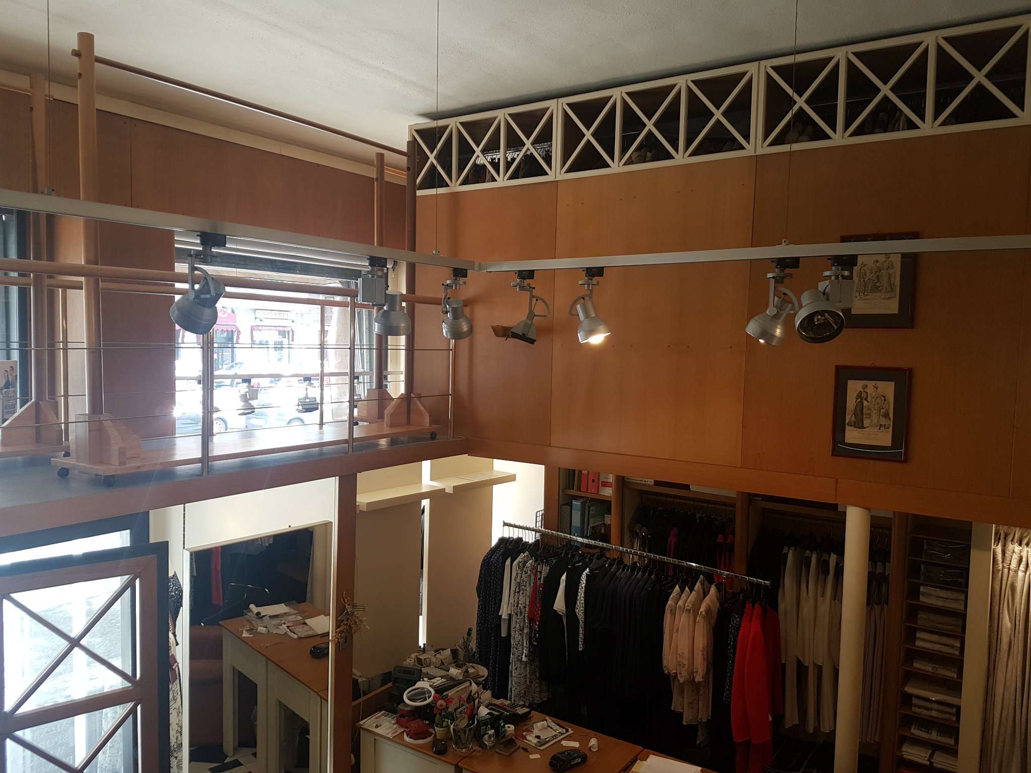 Negozio - Loc.Com. TORINO affitto  VALENTINO Nizza Caper Immobiliare