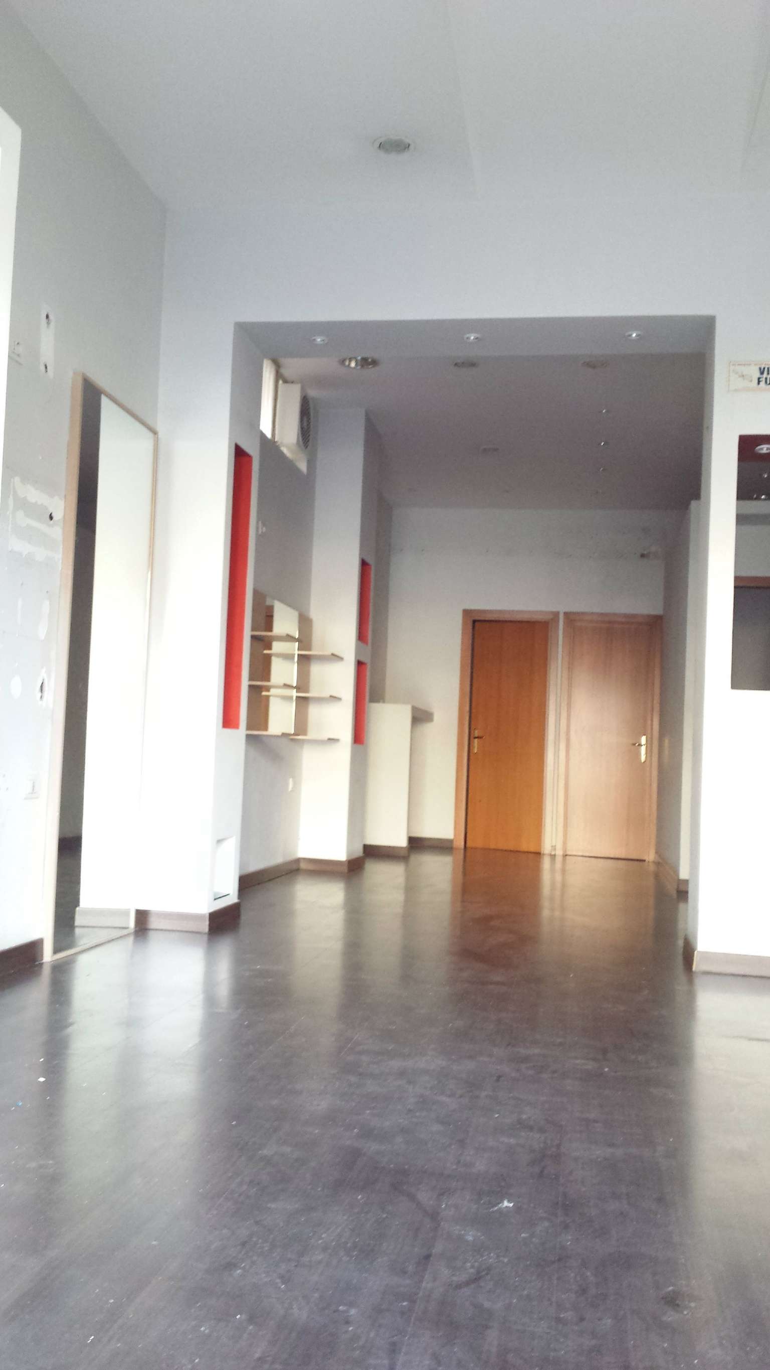 Negozio - Loc.Com. ROMA vendita  GIANICOLENSE (XV MUN.) Alfonso Neuschuler Home Consulting