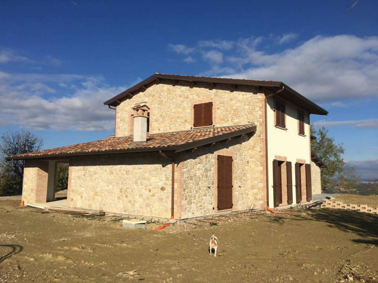 Villa Trifamiliare COLLAZZONE vendita    UTICASE SERVIZI IMMOBILIARI DI ROSELLA CASALE