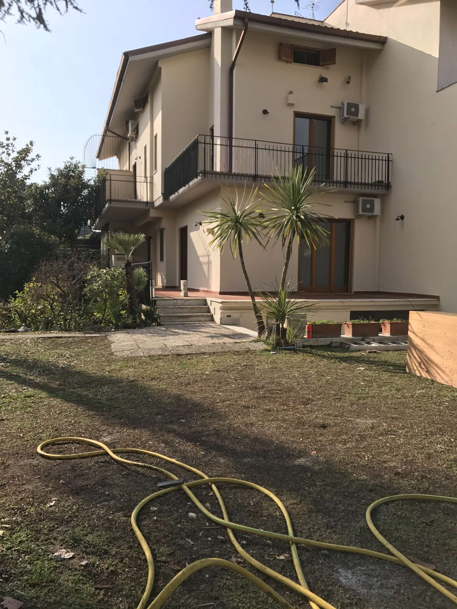 Villa Quadrifamiliare ROMA vendita  AXA Stesicoro Aries Gruppo Immobiliare