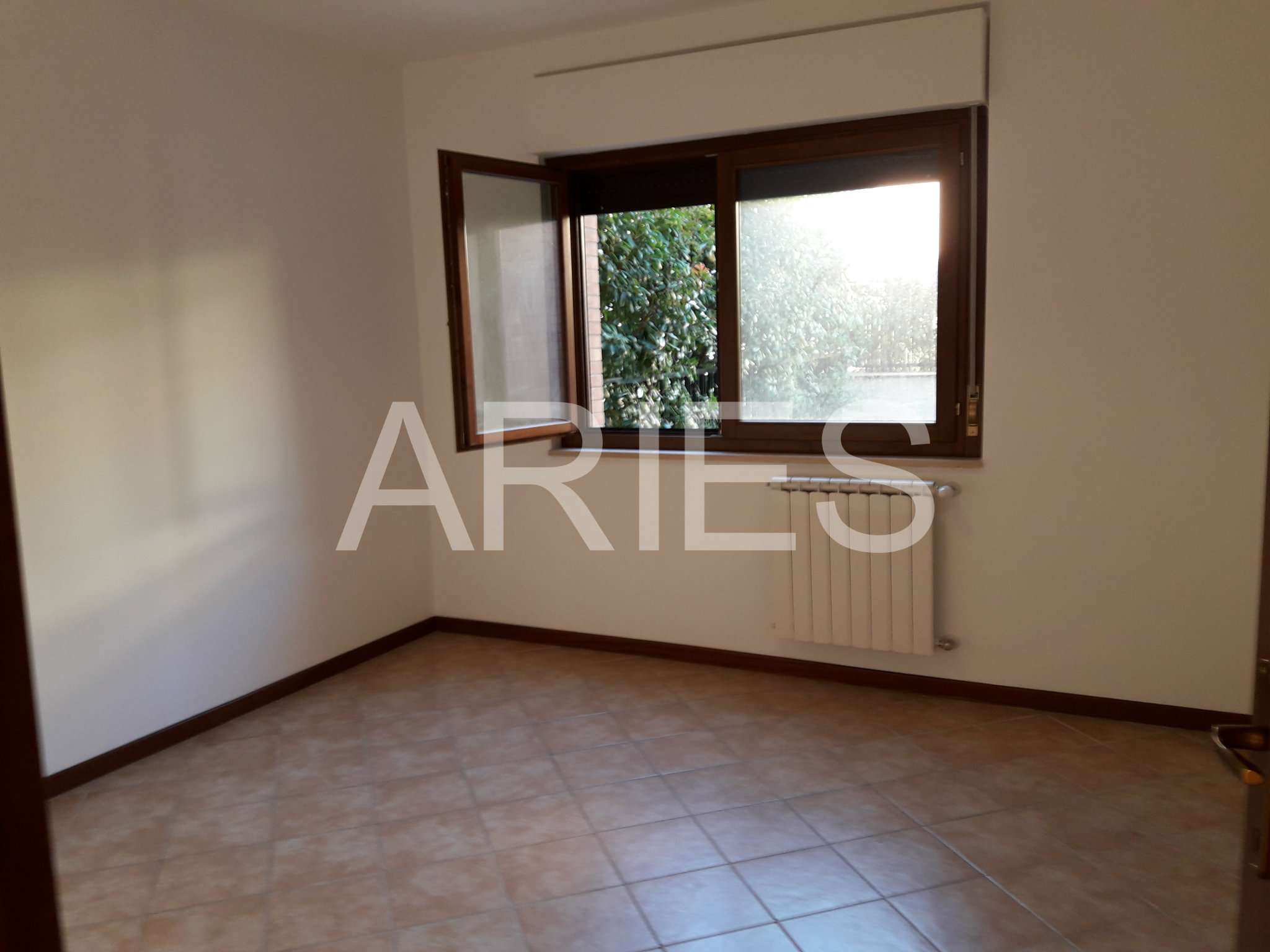 Appartamento ROMA vendita  ACILIA Padre Paolo Meroni Aries Gruppo Immobiliare